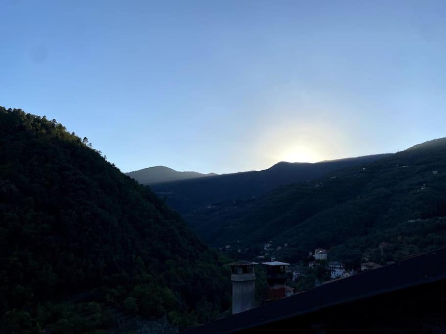 Iconic Italian Townhouse W Rooftop Terrace, Pigna Βίλα Εξωτερικό φωτογραφία